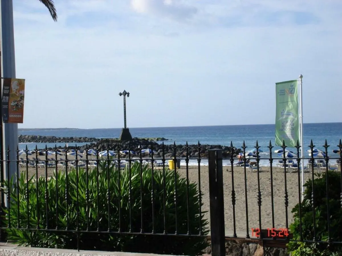 Veramar En Paseo Maritimo Y Vistas Al Mar Arona
